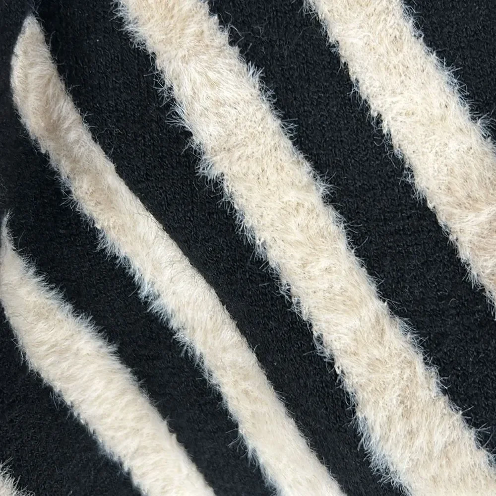 Nori Sweater FlyaWay Wrap Eyelash Yarn Split Turtleneck Abstract black cream 1X - Picture 12 of 14